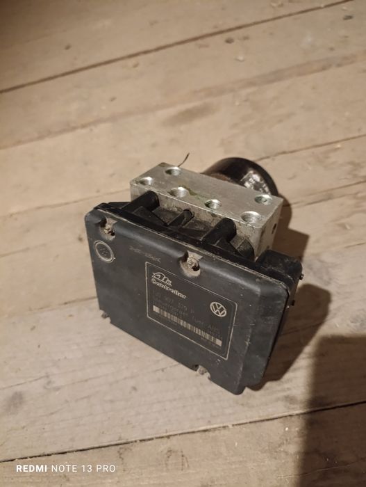 Блок ABS Volkswagen Golf 4, Bora, Гольф 4, Бора, Skoda Octavia