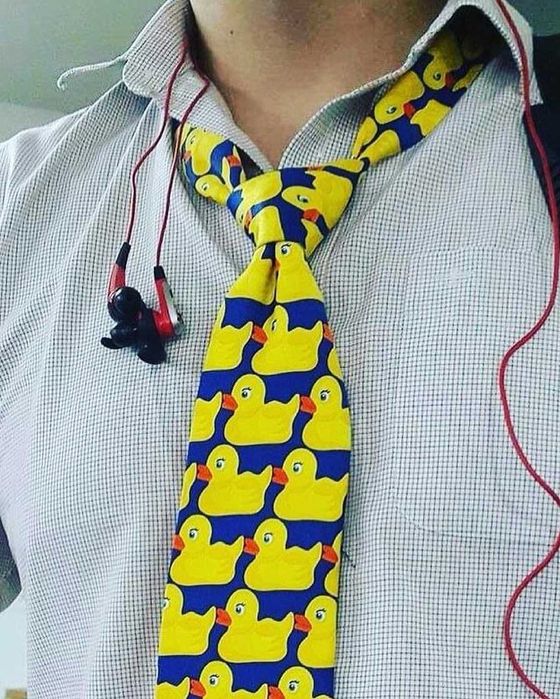 Легендарный галстук в уточку из сериала Как я встретил вашу маму