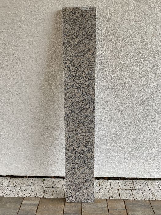 Parapet granitowy zewnętrzny Juparana 126cm Nowy