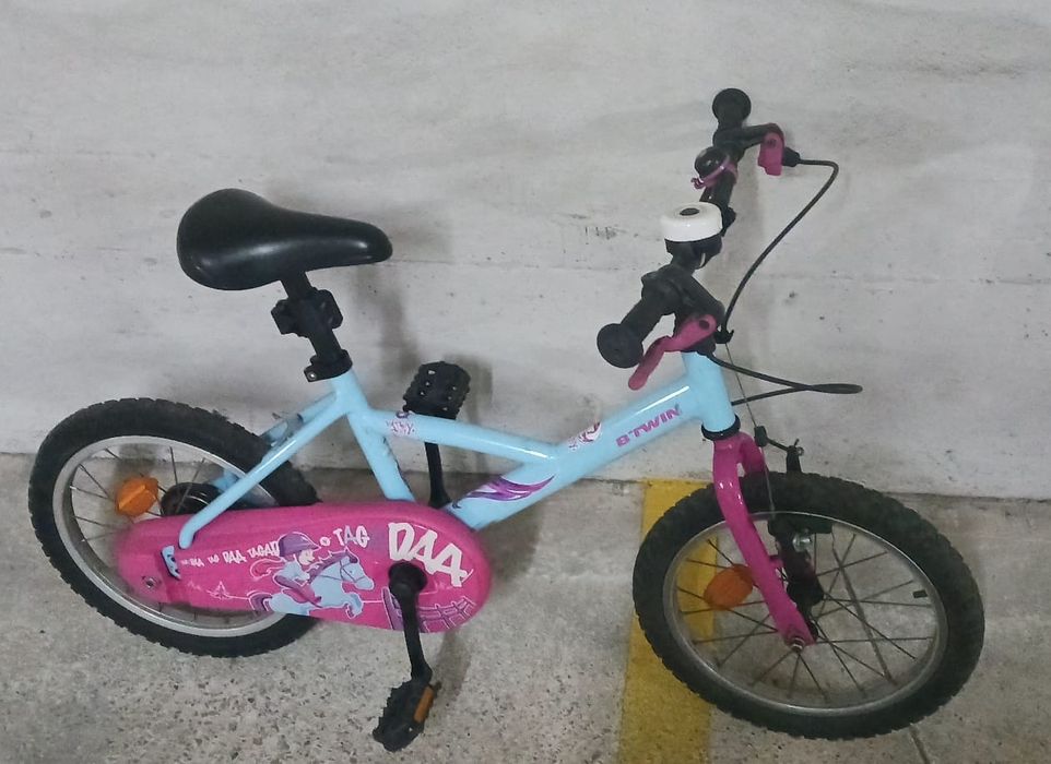 Bicicleta infantil menina