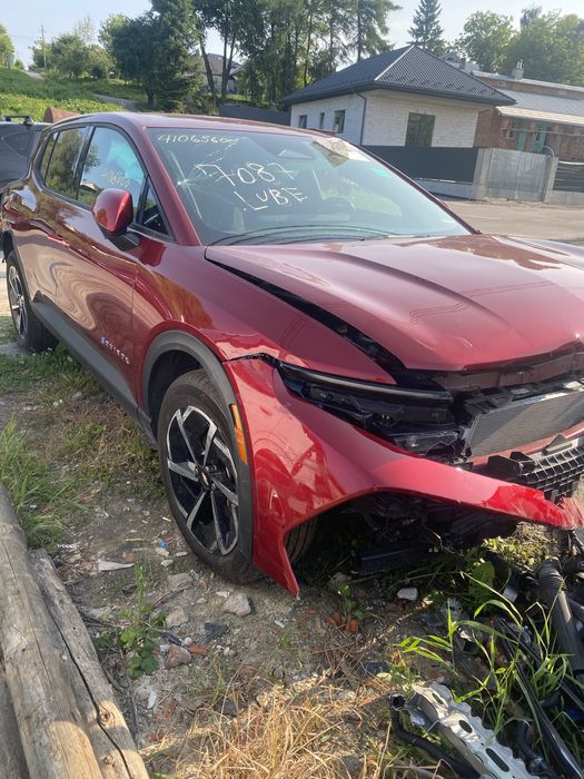 Equinox EV розборка