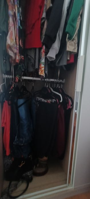 Roupeiro IKEA 121*58 A205