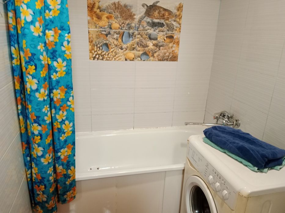 Сдам  любой срок 2 ком и 1 ком 44кв