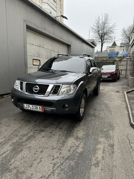 Авто, Nissan Navara, 2.5 TDI, Автомат, 2012 рік, ЗСУ, пікап