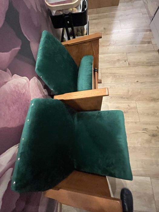 Fotele stare odrestaurowane