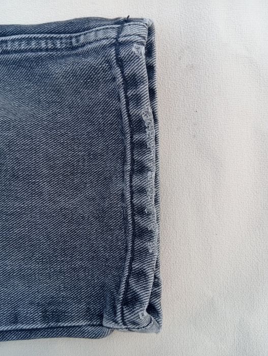 Широкі джинси Carhartt