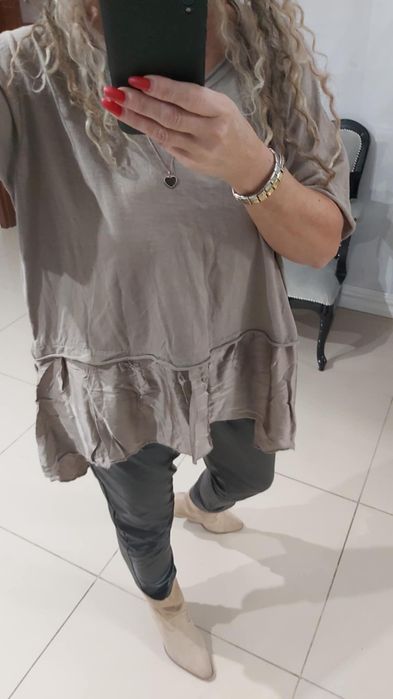 Piękna bluzeczka w kolorze fango