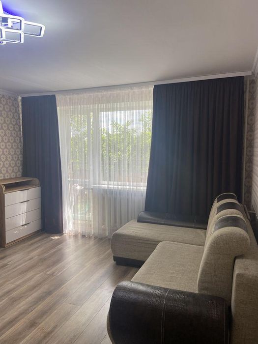 1к, цегляний будинок, Ближні Гречани