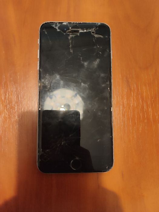 iPhone 6 s       .