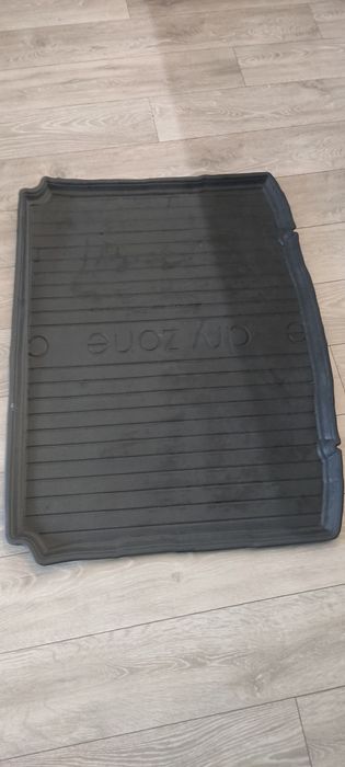 Mata do bagaznika citroen c4 l  hatchback