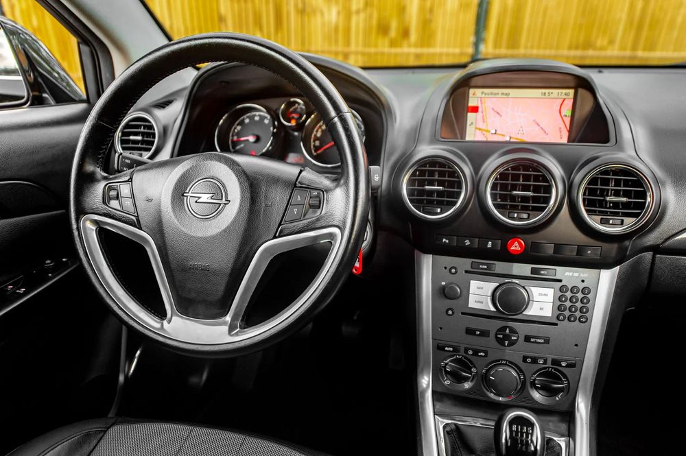 Opel Antara 2.4i 4x4 Manual COSMO