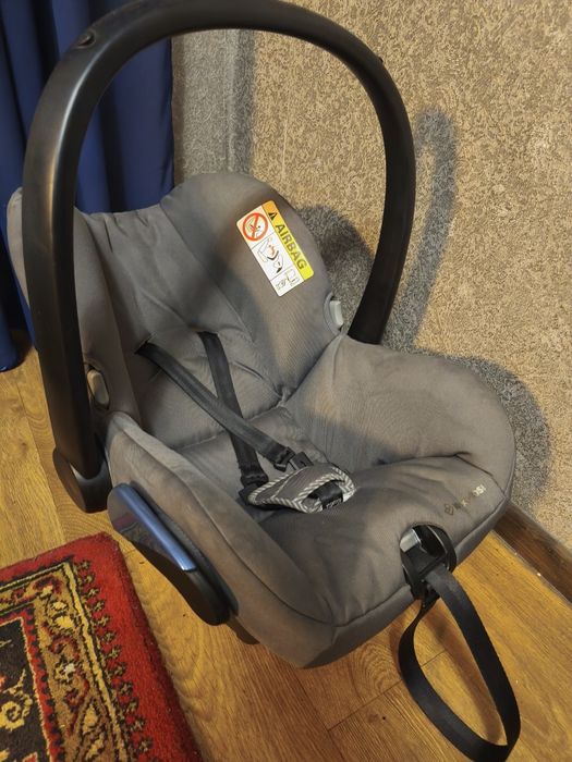 Автокрісло, автолюлька maxi Cosi