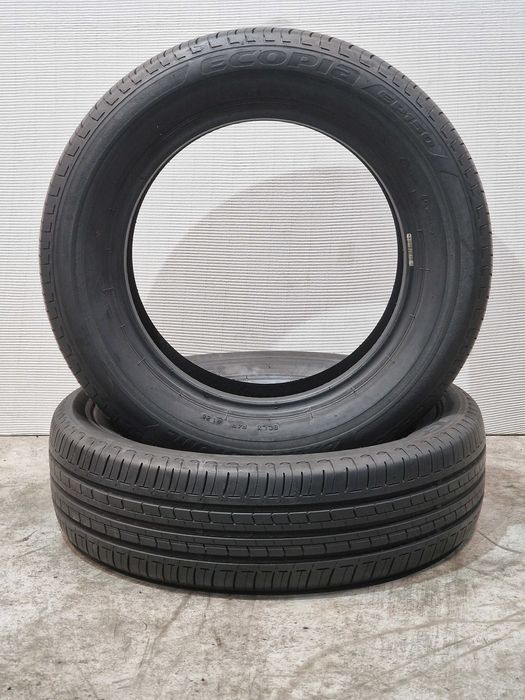 2 Pneus 185/65R15 BRIDGESTONE Semi Novos