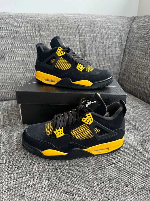 Jordan 4 Retro Thunder R.41