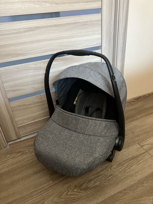 Автокрісло  автолюлька  Bebetto Mars