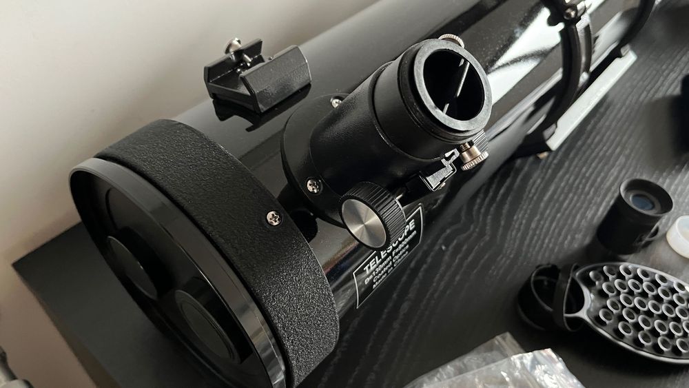 Telescópio 130 x 900mm f7 Skywatcher com colimador laser