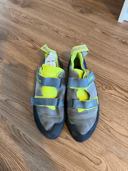 Pés de Gato / Sapatos de escalada Simond (43)