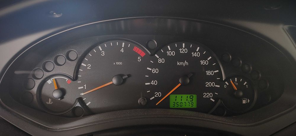 Ford Focus Sportvan 1.8 TDDi (2005) – Nacional, Único Dono