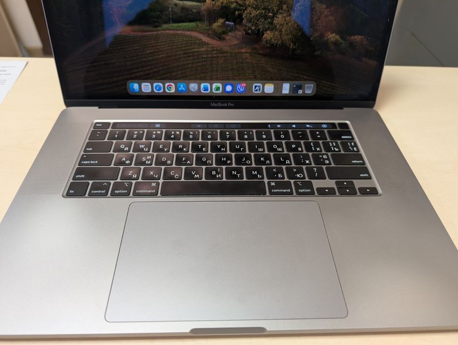 MacBook Pro 16 2019 (i9/32gb/512 SSD/AMD-5300M-4Gb)