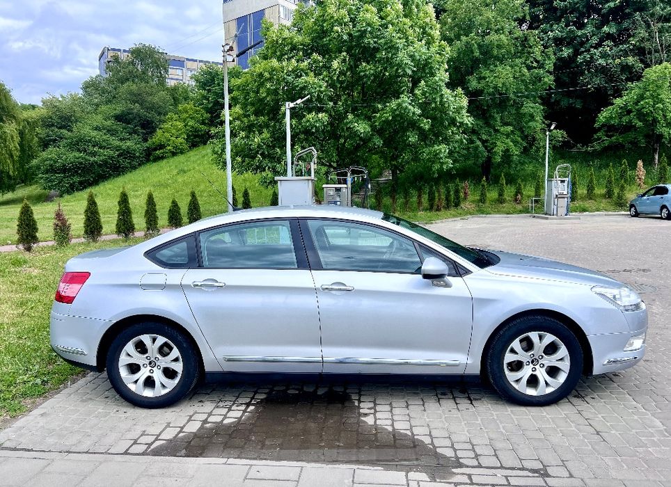Продам власний Citroën C5 X7 2008 року.
