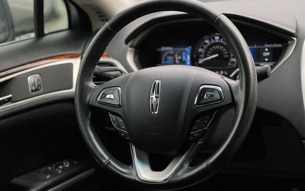 Lincoln MKZ 2015