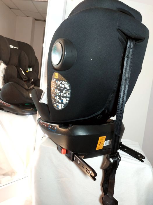 Автокрісло від народження  до 36 изофикс + поворот FREEon Ultima