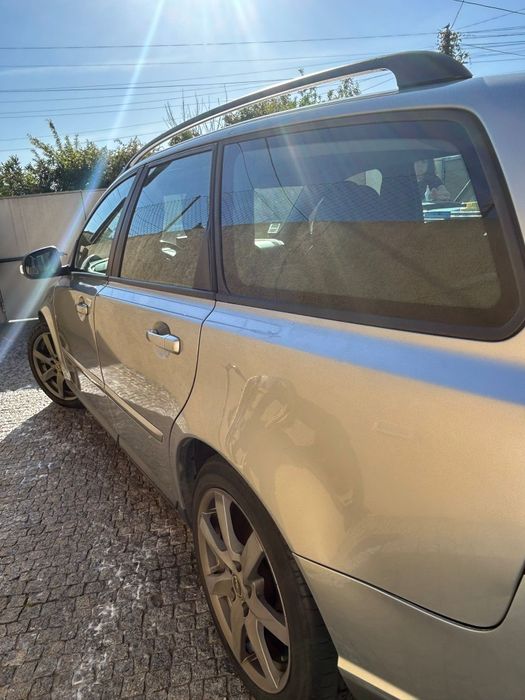 Volvo  V50  ano 2011