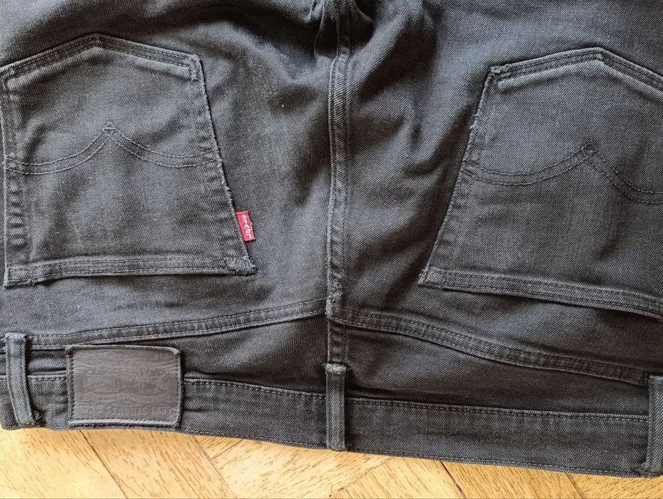 Spodnie męskie rozmiar 34/34 Levis