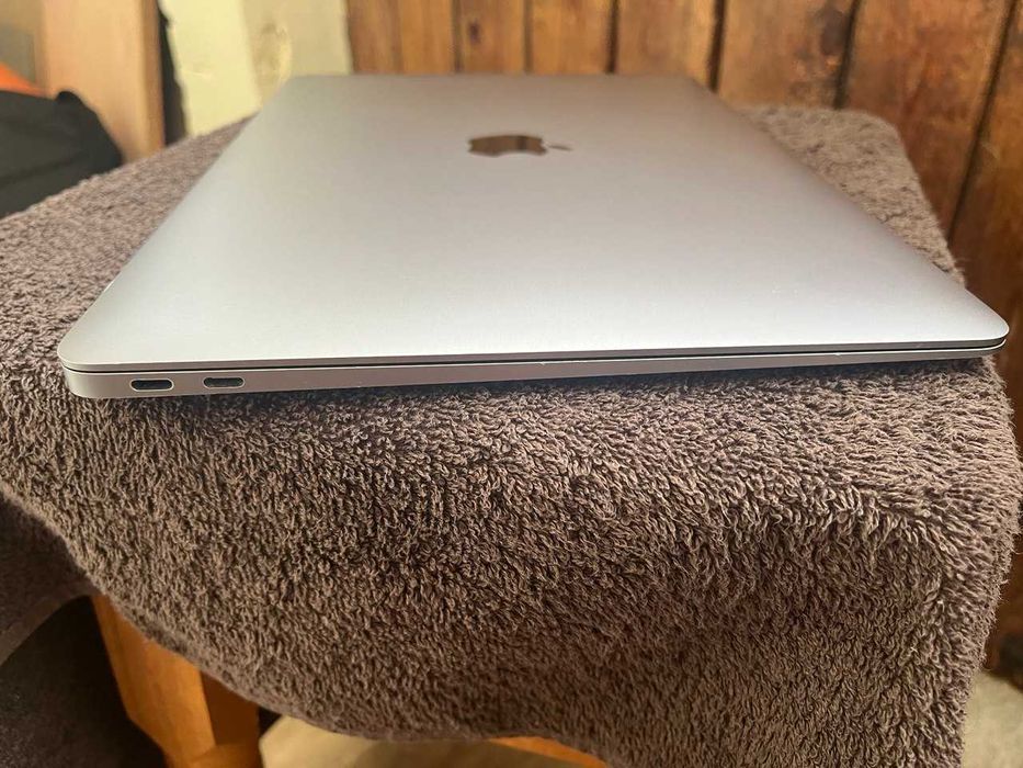 MacBook Air M1/16/256