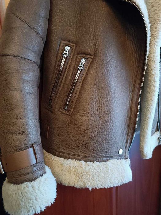 Жіноча дублянка куртка авіатор, косуха з еко-шкіри та хутра Bershka. S