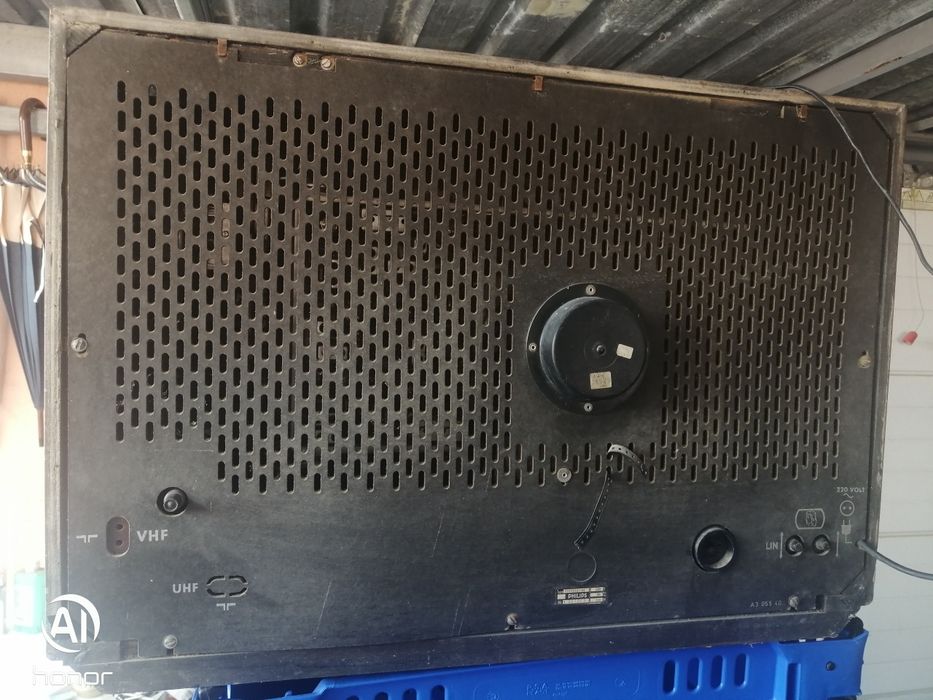 Televisão vintage Philips