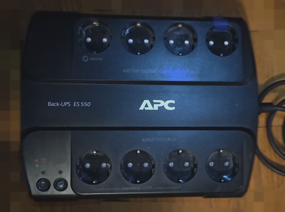 Безперебійник(UPS) APC ES 550