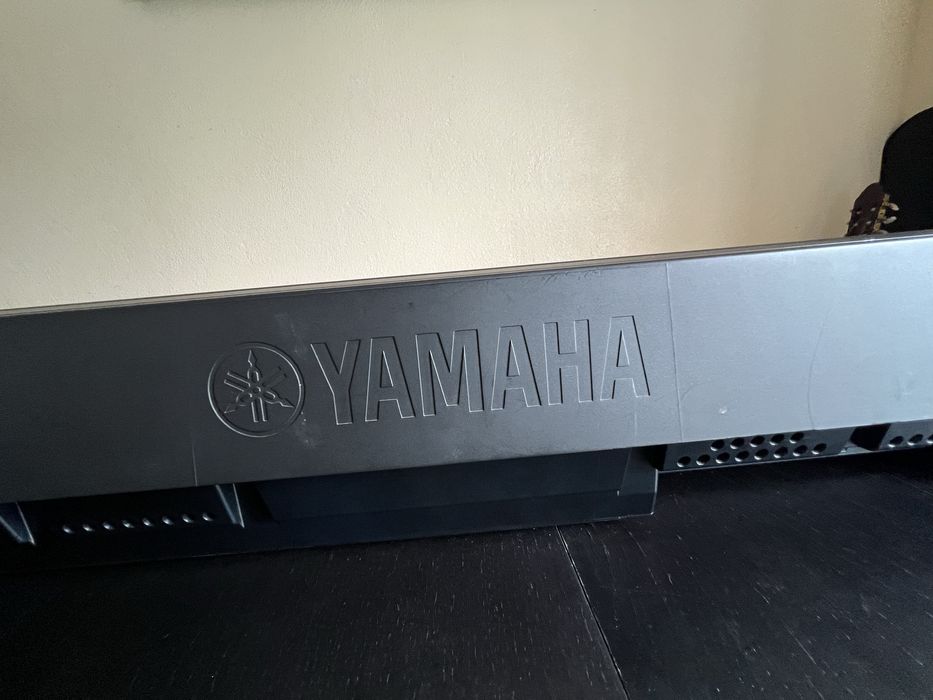 Piano  Yamaha digital P-45  compacto e elegante simples de utilizar