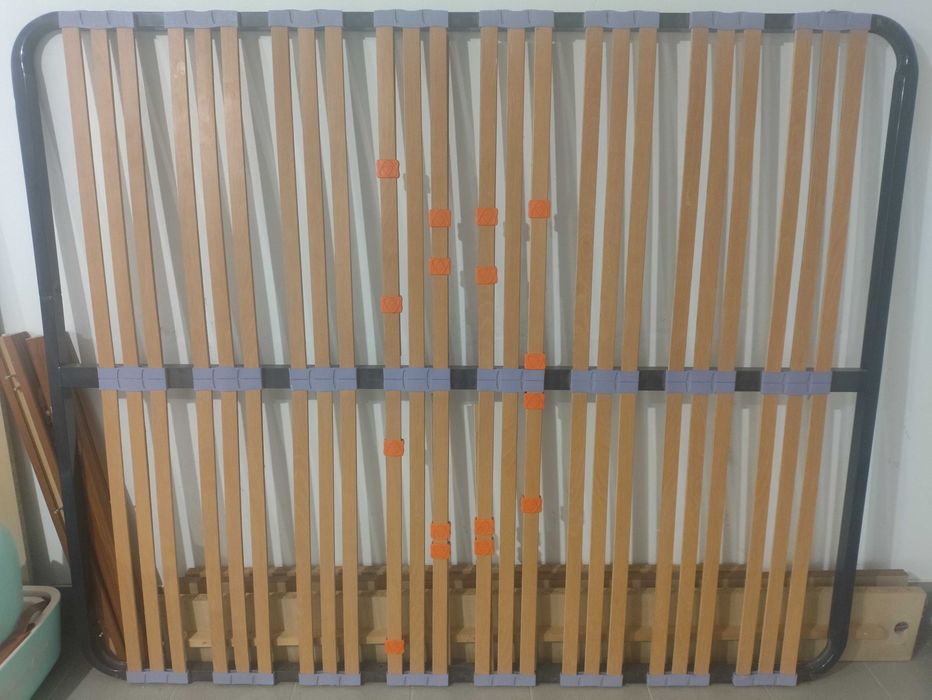 Estrado metálico para cama