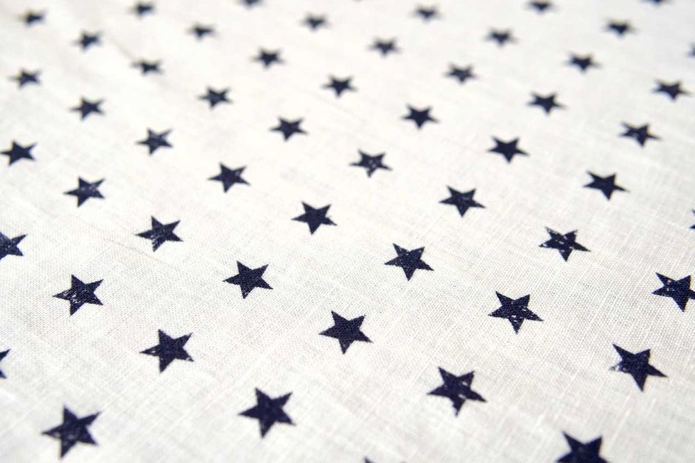 Biały len w granatowe gwiazdki, outlet, wyprzedaż magazynowa