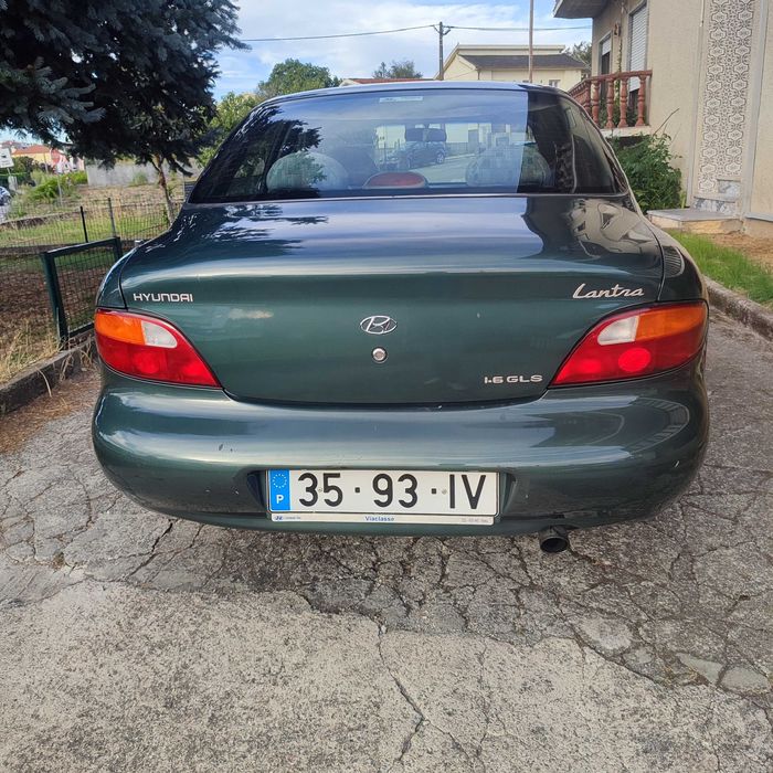 Carro hunday lantra