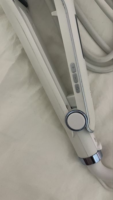 Alisador de Cabelo ROWENTA WetDry Pro