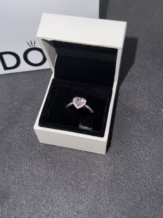 Anel rosa Pandora novo