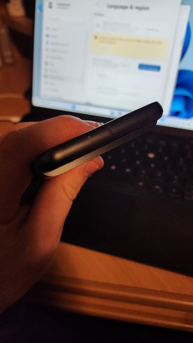 Google pixel 8.  128 гб black