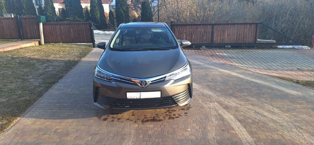 Toyota Corolla Toyota corolla sedan 1.6 brązowa