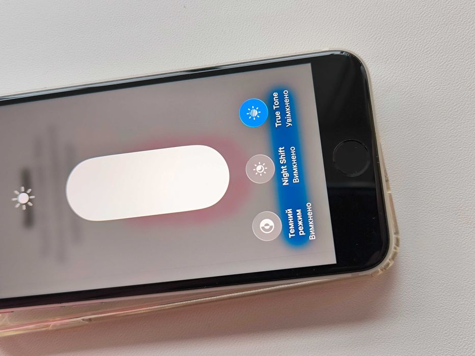 Apple iPhone SE 3 покоління 2022 рік 64 ГБ