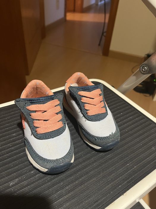 Tenis com velcro bebé zippy tam 22