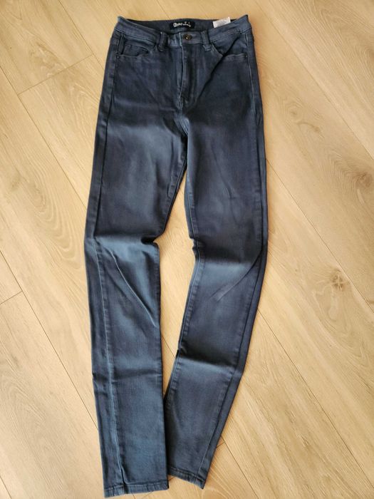 Spodnie jeansy Toxik3 roz. S granatowe
