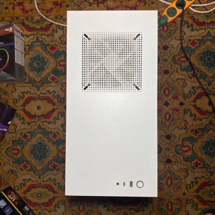 Компʼютер без БЖ та Відеокарти