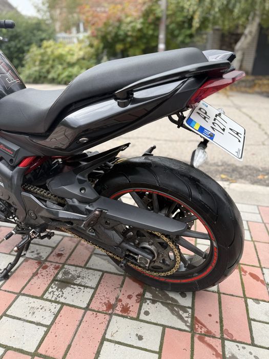Мотоцикл geon benelli tnt300