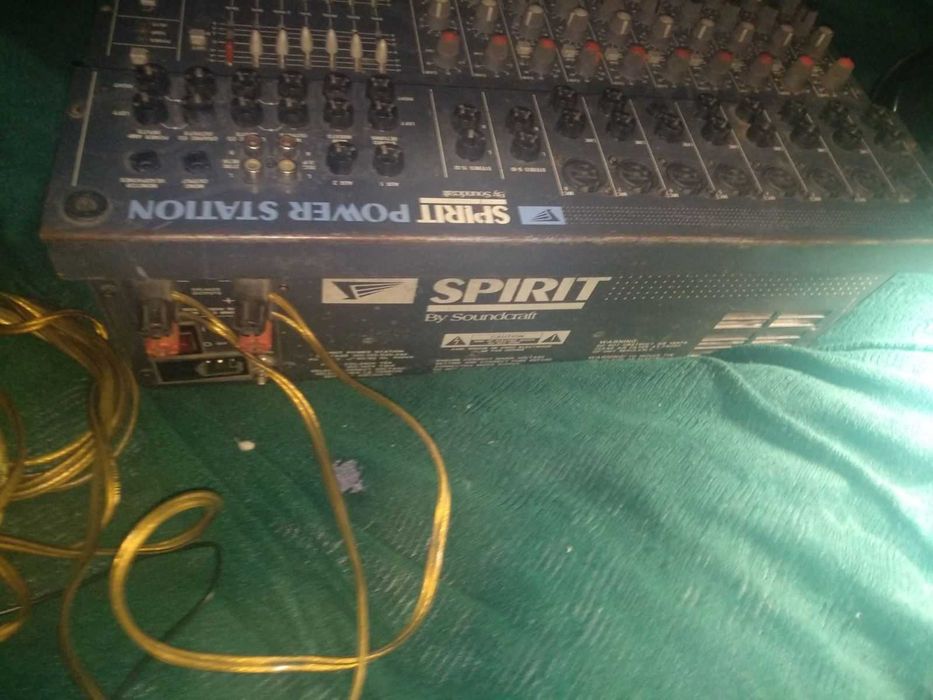 Микшер-Усилитель Soundcraft Powerstation с EFX Lexicon. Обмен