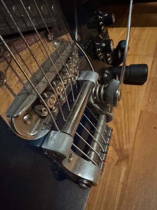 Telecaster Custom ‘72 Bigsby, Mastery e Fender Locking Tuners - Descida Preço