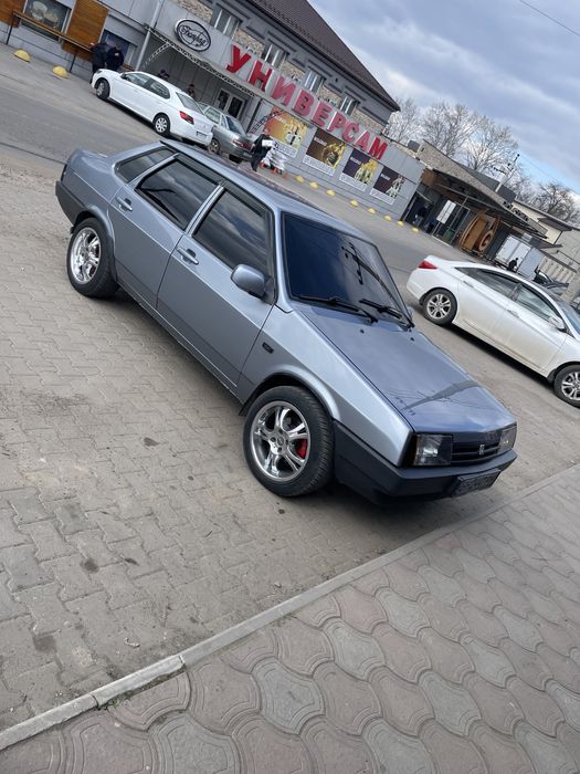 Продам ваз21099 идиал