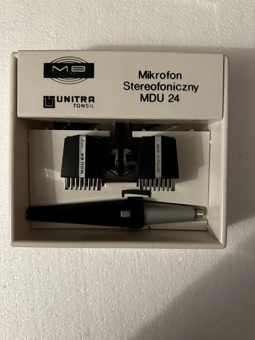 Nowy mikrofon marki Unitra.