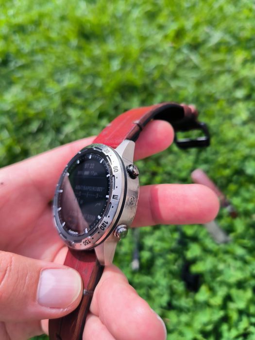 Топовий Garmin MARQ Adventurer  Sapphire Titanium 47mm